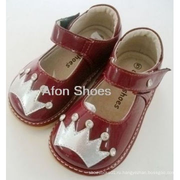 Ребенка Rhinestone Red Crown Squeaky Shoes (D-185)
